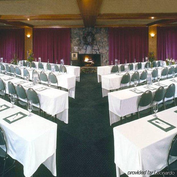 The At 3* Aspen